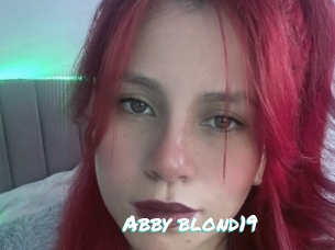 Abby_blond19