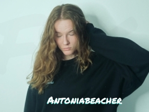 Antoniabeacher
