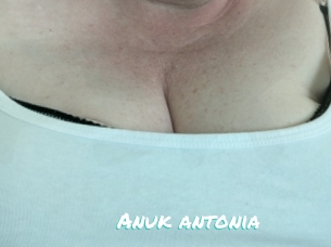 Anuk_antonia