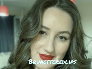 BrunetteRedlips