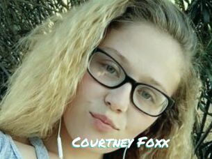 Courtney_Foxx