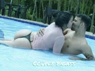 Couple_bigass
