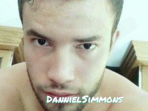 Danniel_Simmons