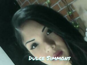 Dulce_Simmons