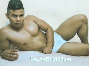 DylanStud19cm
