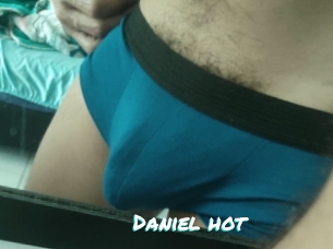 Daniel_hot