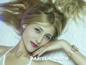 Daniela_moon