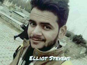 Elliot_Stevens
