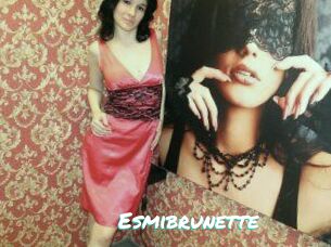 Esmibrunette