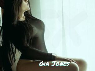 Gia_Jones