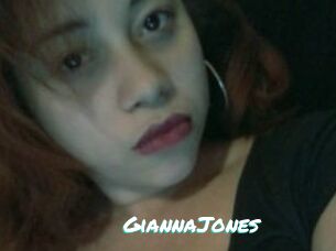 Gianna_Jones