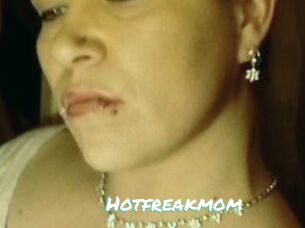 Hotfreakmom