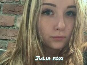 Julia_foxi