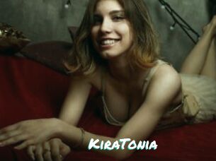 KiraTonia