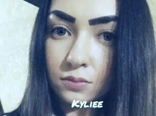 Kyliee_