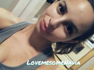 LovemesomeNadia