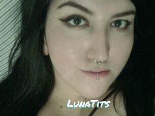 LunaTits