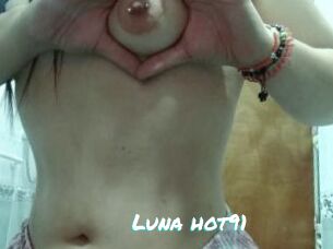 Luna_hot91