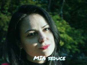 MIA_seduce
