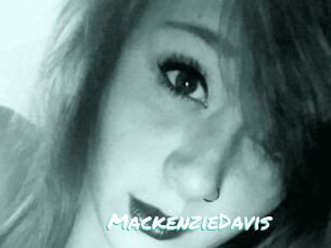 Mackenzie_Davis