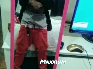 Maxxium