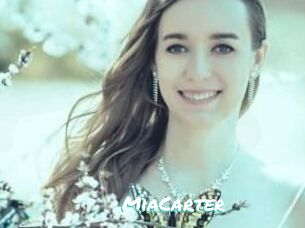 Mia_Carter