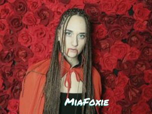 MiaFoxie