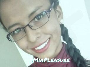 Mia_Pleasure
