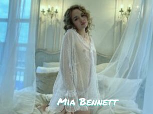 Mia_Bennett