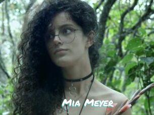 Mia_Meyer