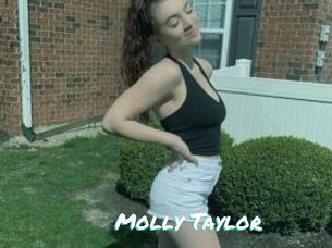 Molly_Taylor