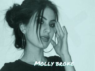 Molly_broke