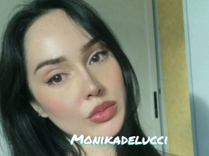 Monikadelucci
