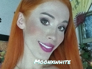 Moonxwhite