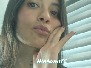 Niaawhite