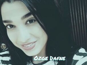 Ozge_Dafne
