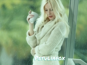 Petuliafox