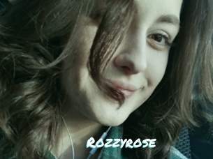 Rozzyrose