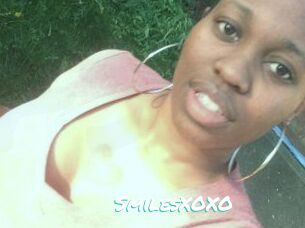 SmilesXOXO
