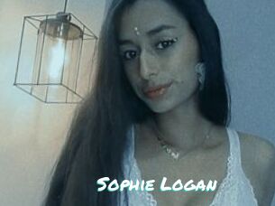 Sophie_Logan