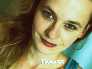 TinaaXX