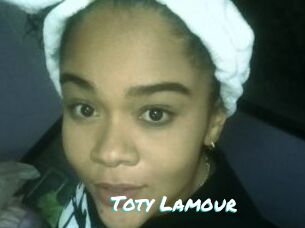 Toty_Lamour