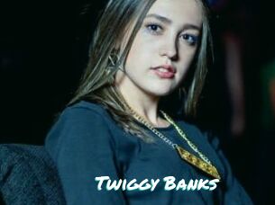 Twiggy_Banks