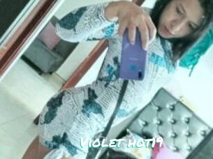 Violet_hot19