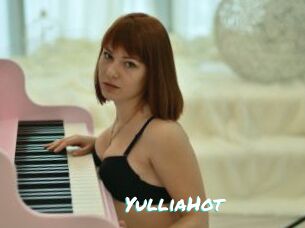 YulliaHot